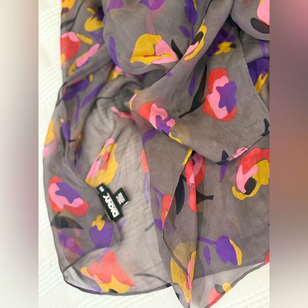 🎉 HOST PICK 🎉 Extra Large Silk Scarf by DKNY